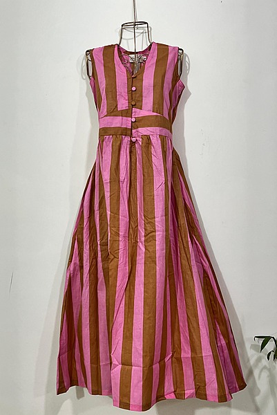 Leher's Sleeve-Less Fit & Flare Dress - White & Flower