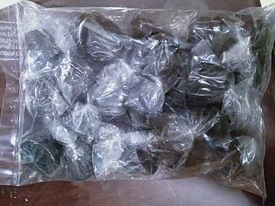 CUP SAMPIRANI (FILLED BLACK)