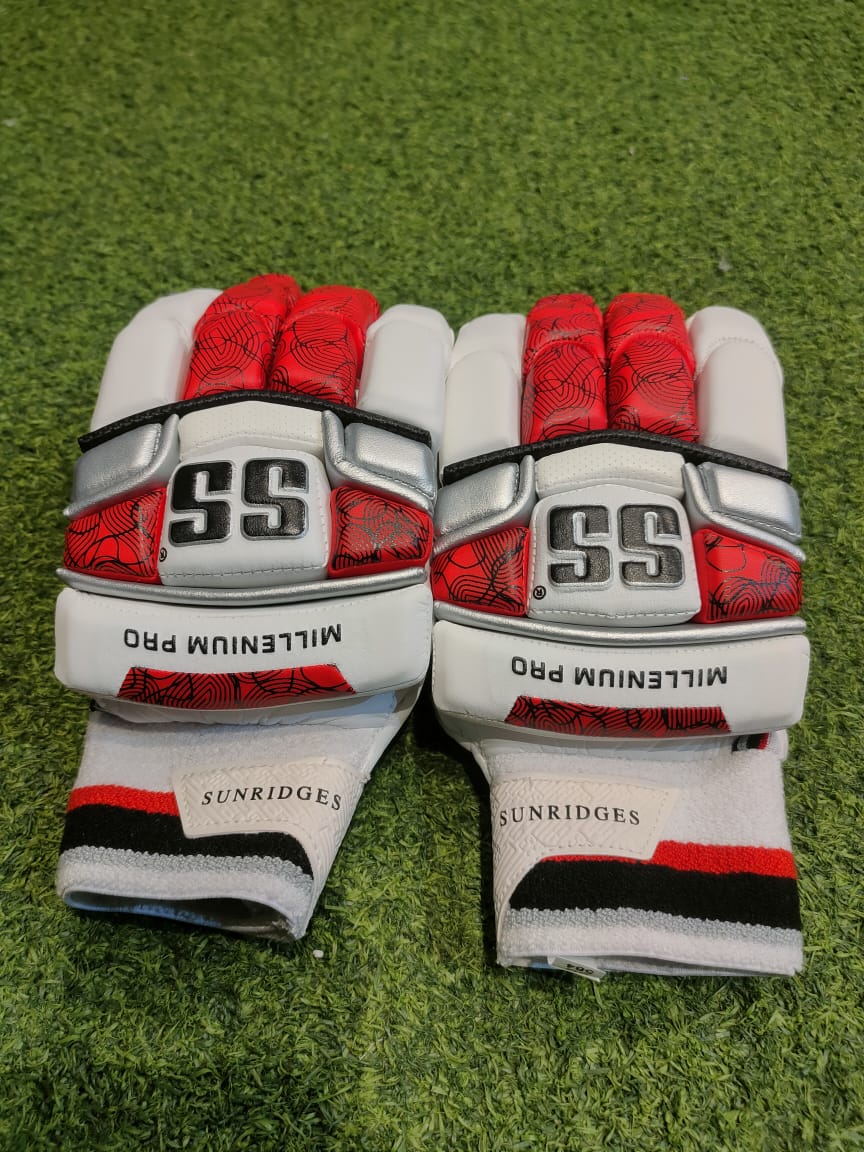 Cricket Batting Gloves SS MILLENIUM PRO Cricket Batting Gloves SS MILLENIUM PRO