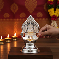 Silver Kamakshi Diya Villaku