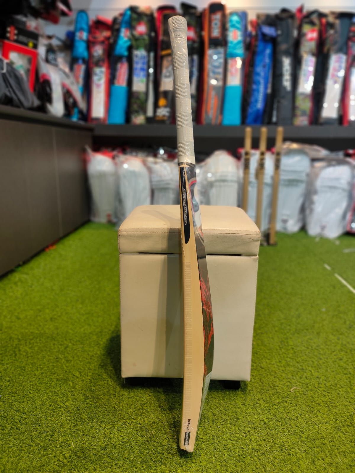 CRICKET BAT SG KLR STRIKER