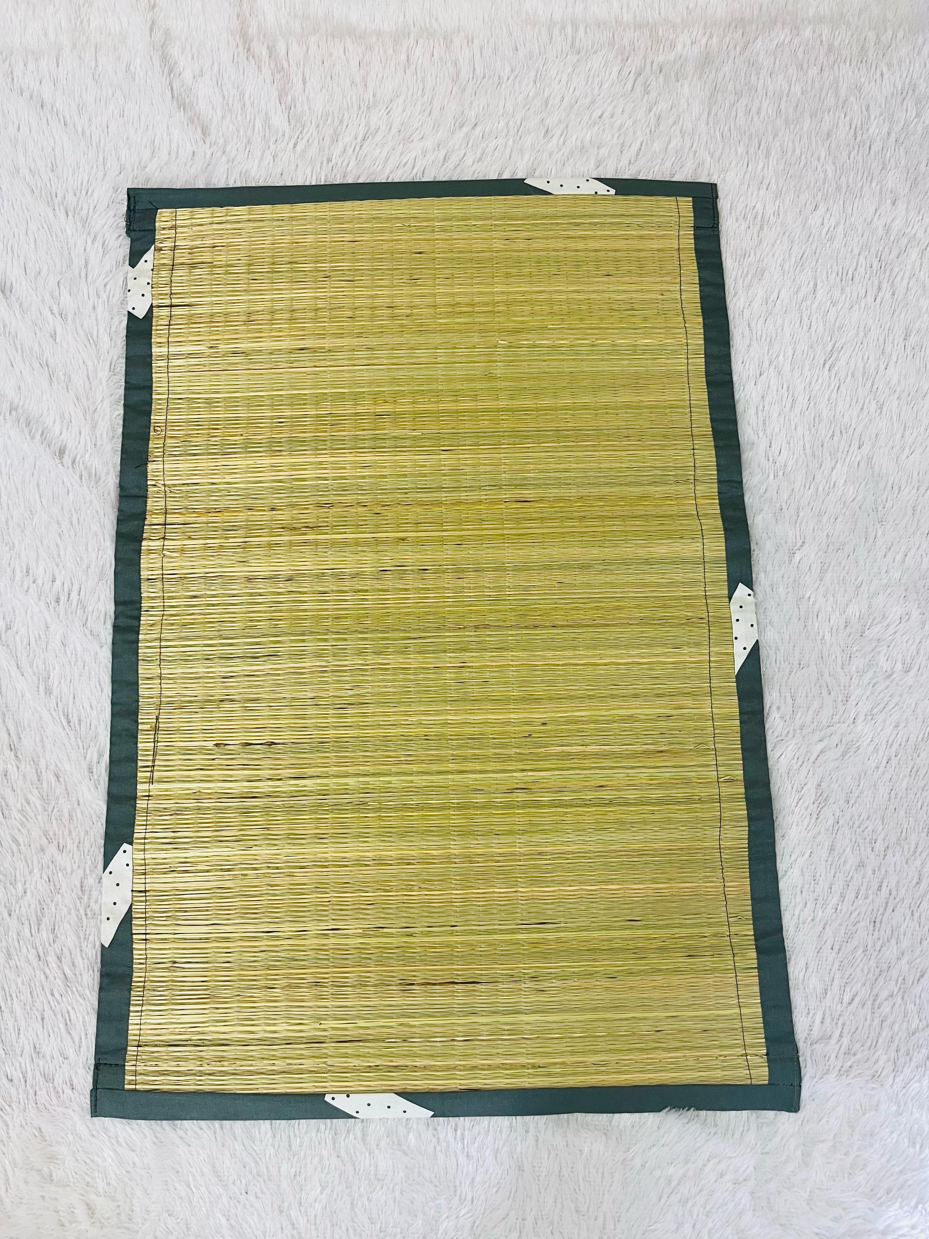 Korai Grass Mat – Foldable River grass Multicolour (2x3 ft) - Pack of 1 Korai Grass Mat – Foldable River grass Multicolour (2x3 ft) - Pack of 1