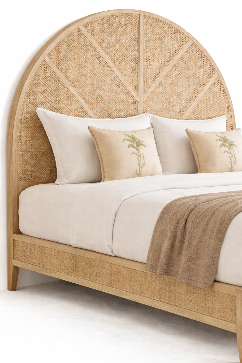 Laura Rustic Finish Hotel King Size Bed