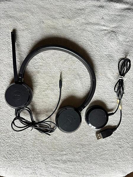 Jabra Evolve 30 Professional Wired Headset With USB controller