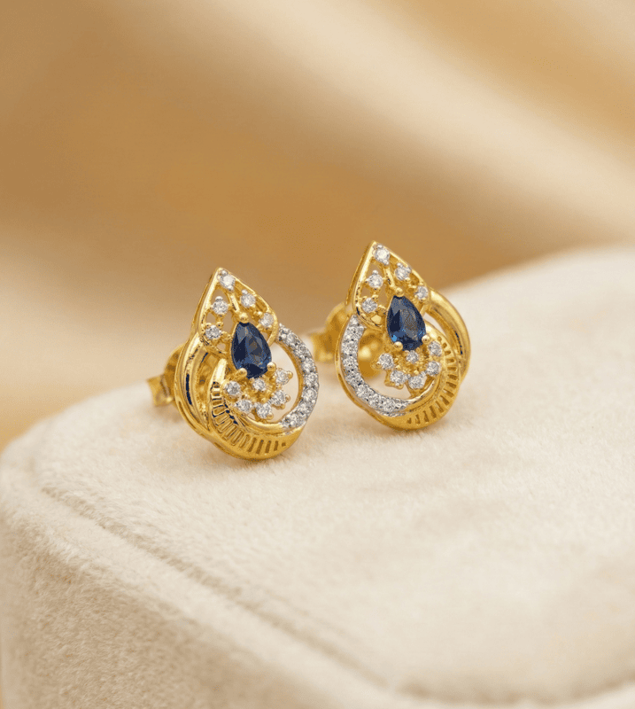 18 kt gold tear drop earrings 1