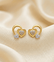 18 kt gold three hearts earrings
