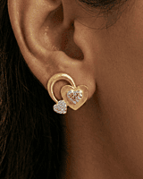 18 kt gold three hearts earrings