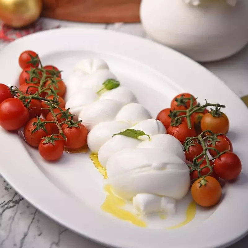 Treccia Di Mozzarella - Eleftheria