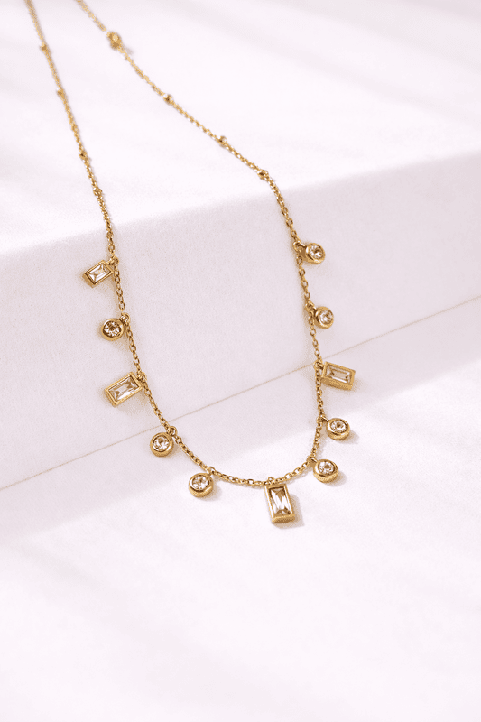 Elegant gold necklace with cubic zirconia