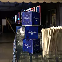 WIRELESS LED CUBES