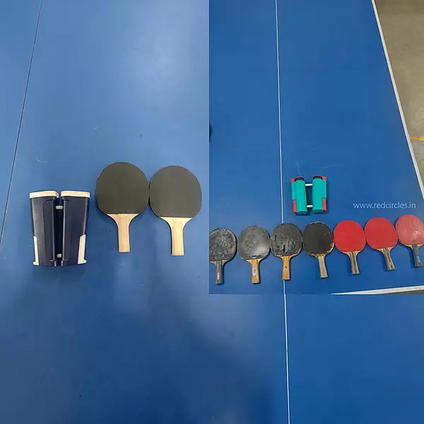 TENNIS TABLE