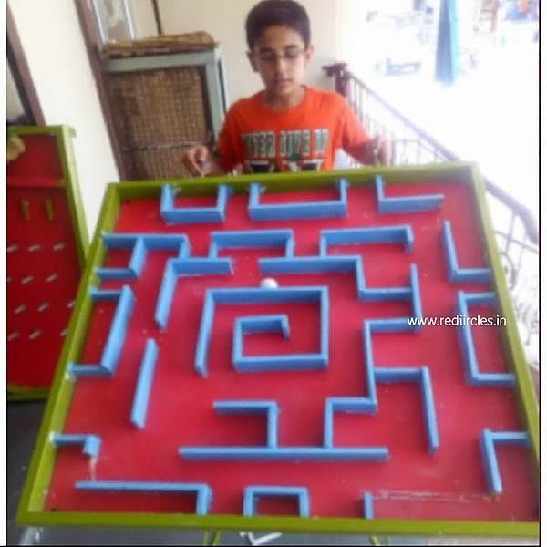 MAZE GAME