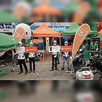 Instant Photo with Meme