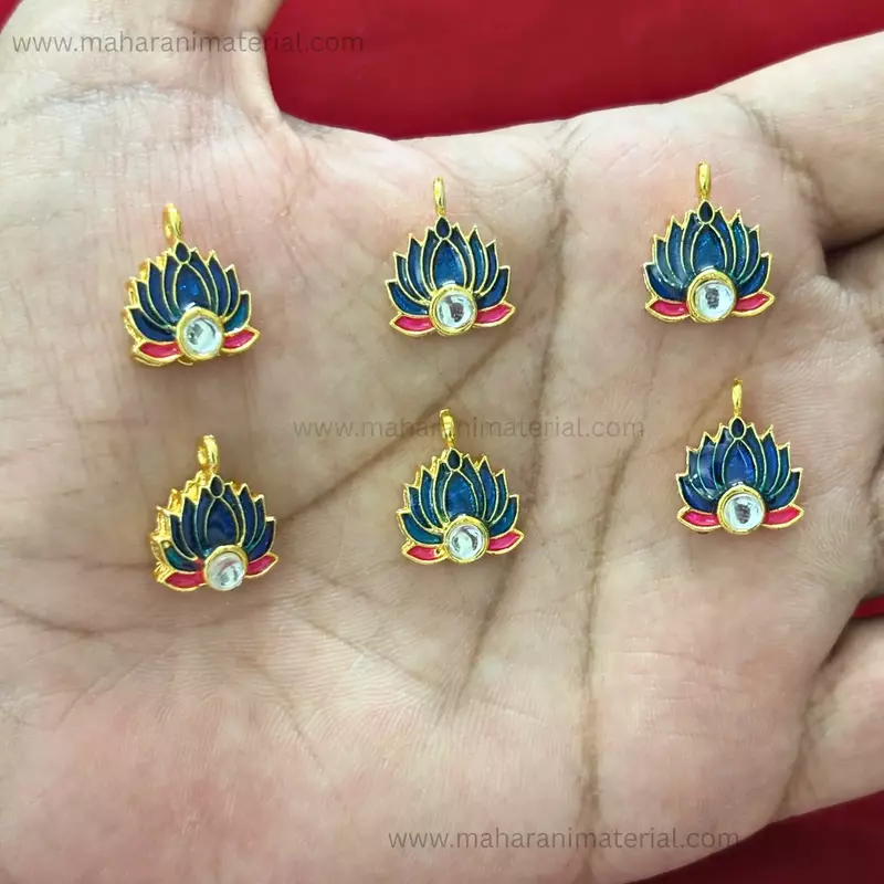 Lotus Single Naka Small