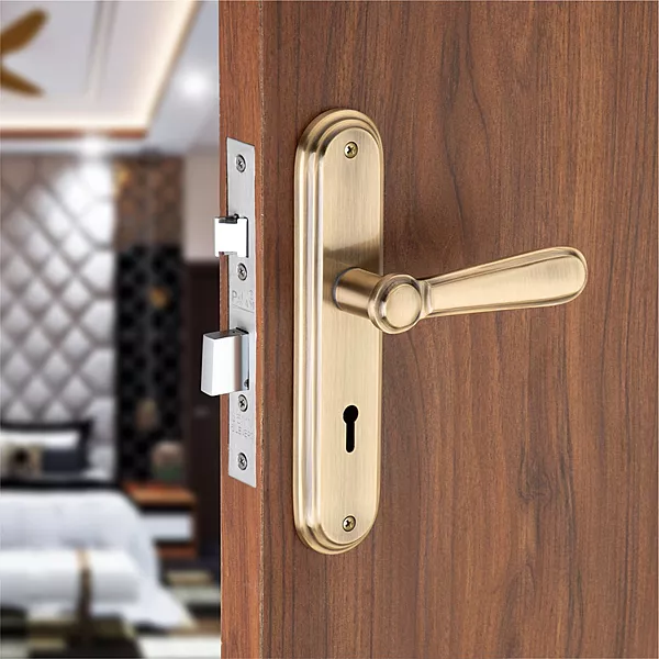 (3009) Palam M/L Set Brass Fabio Antq