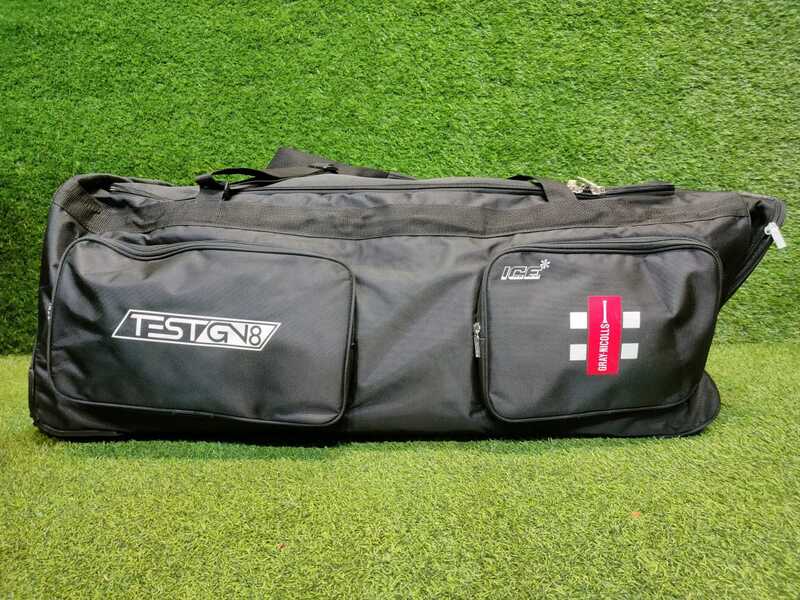 CRICEKT KIT BAG GN WHEELIE GN8 TEST CRICEKT KIT BAG GN WHEELIE GN8 TEST