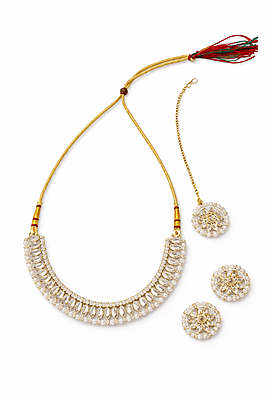 Traditional Kundan Necklace Set with Maang Tikka and Earrings
