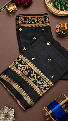 Pure Benarasi Katan Silk Black Saree with Intricate Zari Floral Border – Machine Woven Pure Benarasi Katan Silk Black Saree with Intricate Zari Floral Border – Machine Woven