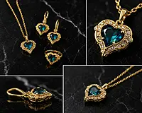 Heart Necklace, Earrings, and Ring Set - Gold
