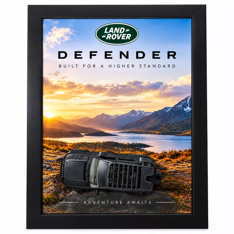 Defender Diecast Car Frame (Plastic Model Car)01