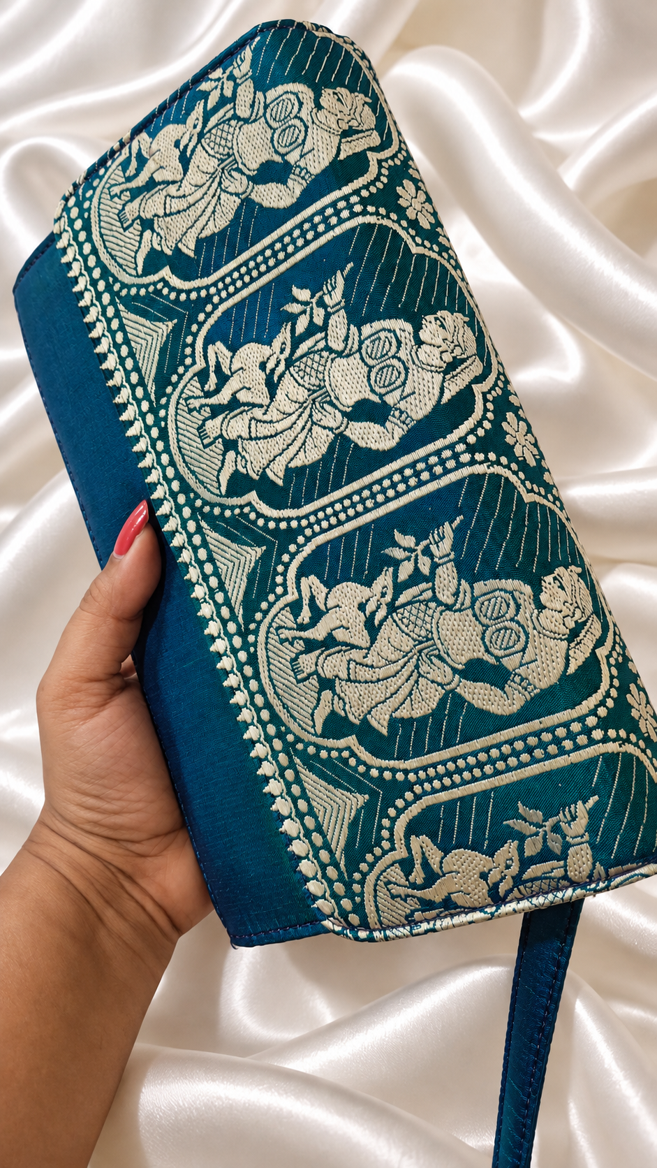 Peacock Blue-Green Dual-Tone Baluchari Silk Sling Bag royal motif Peacock Blue-Green Dual-Tone Baluchari Silk Sling Bag royal motif