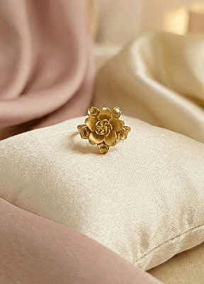 Floral ring 1