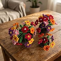 Daisy Medium Flowerpot Daisy Medium Flowerpot