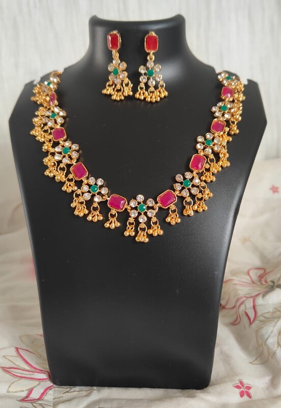 Flower red amd green small haram