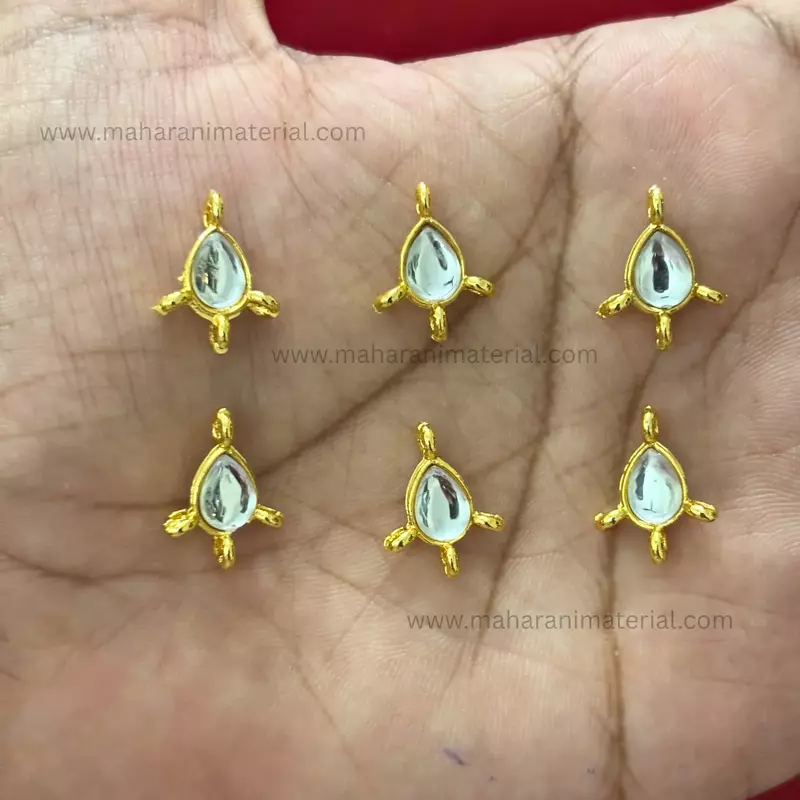 Kundan 4 Hook