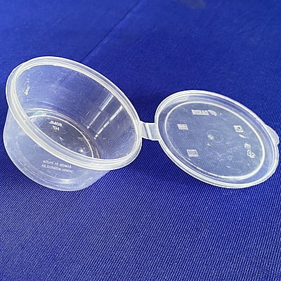 Disposable plastic cups with lids pack of 10