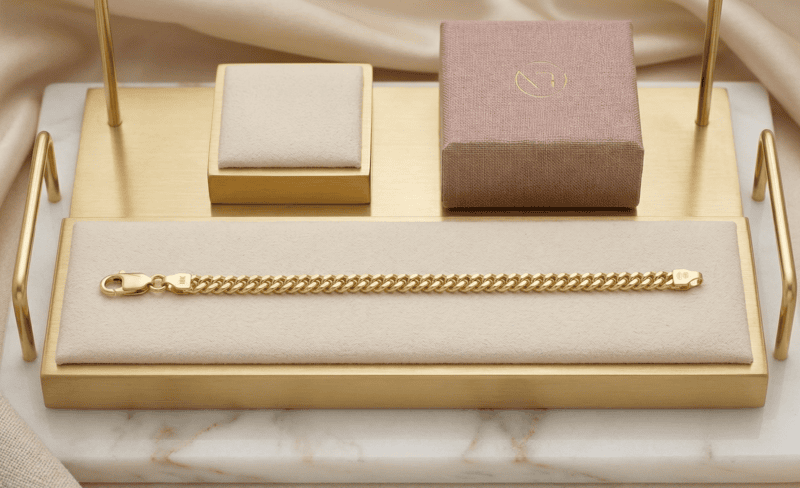 18 kt Gold Sleek Flat Curb Gent's Bracelet