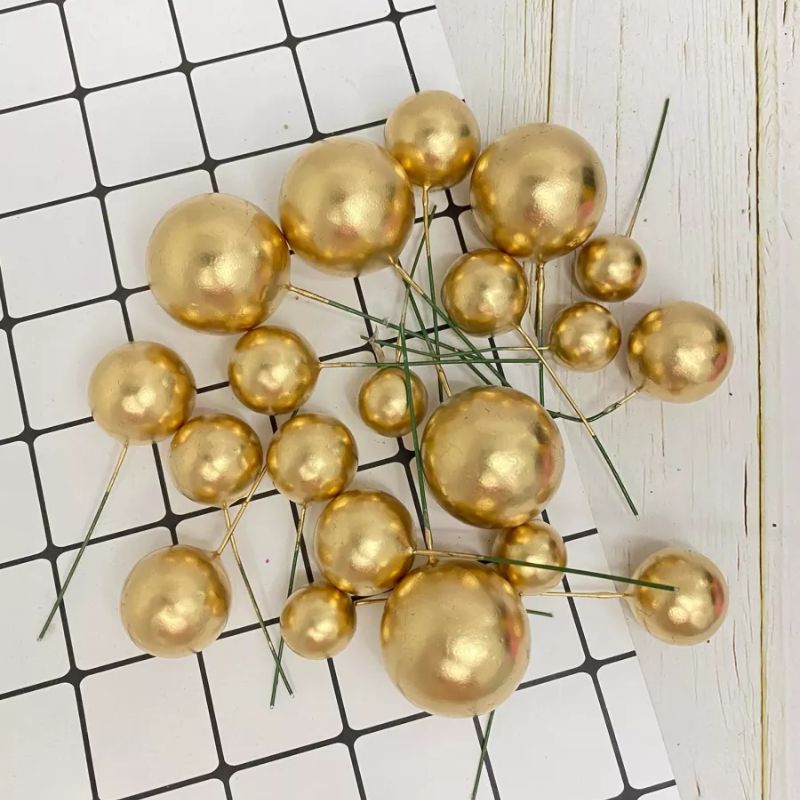 Faux balls Gold