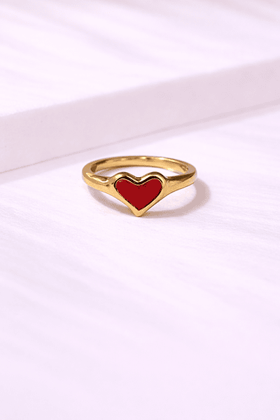Gold heart ring