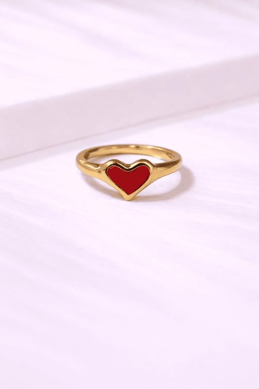 Gold heart ring