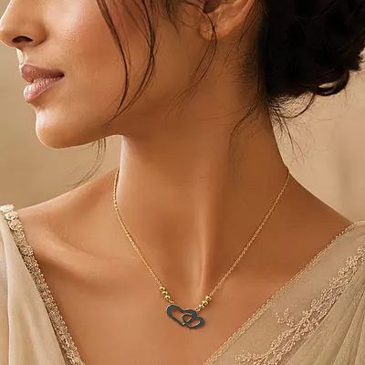 Amora Interlocking Hearts Pendant Necklace