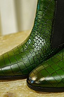 GREEN CROCO CHELSEA BOOTS