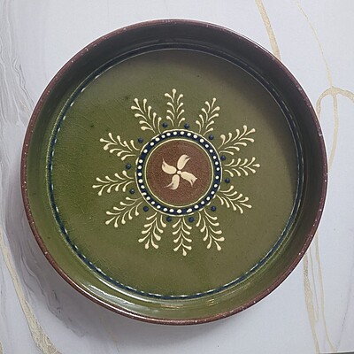 Green Slip Design Plate