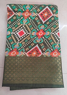 COTTON ZARI BORDER SAREE WITH BLOUSE - Green COTTON ZARI BORDER SAREE WITH BLOUSE - Green