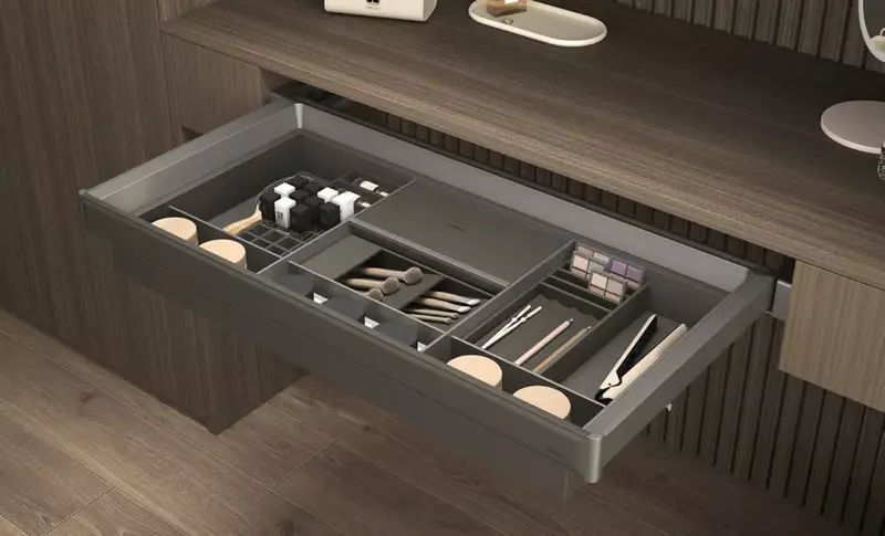 Hafele Makeup Storage Box- Eminence Series