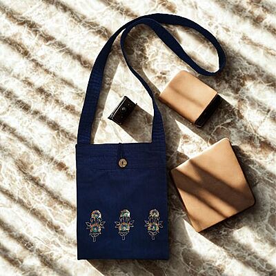 Teen Booti Large Mobile Bag