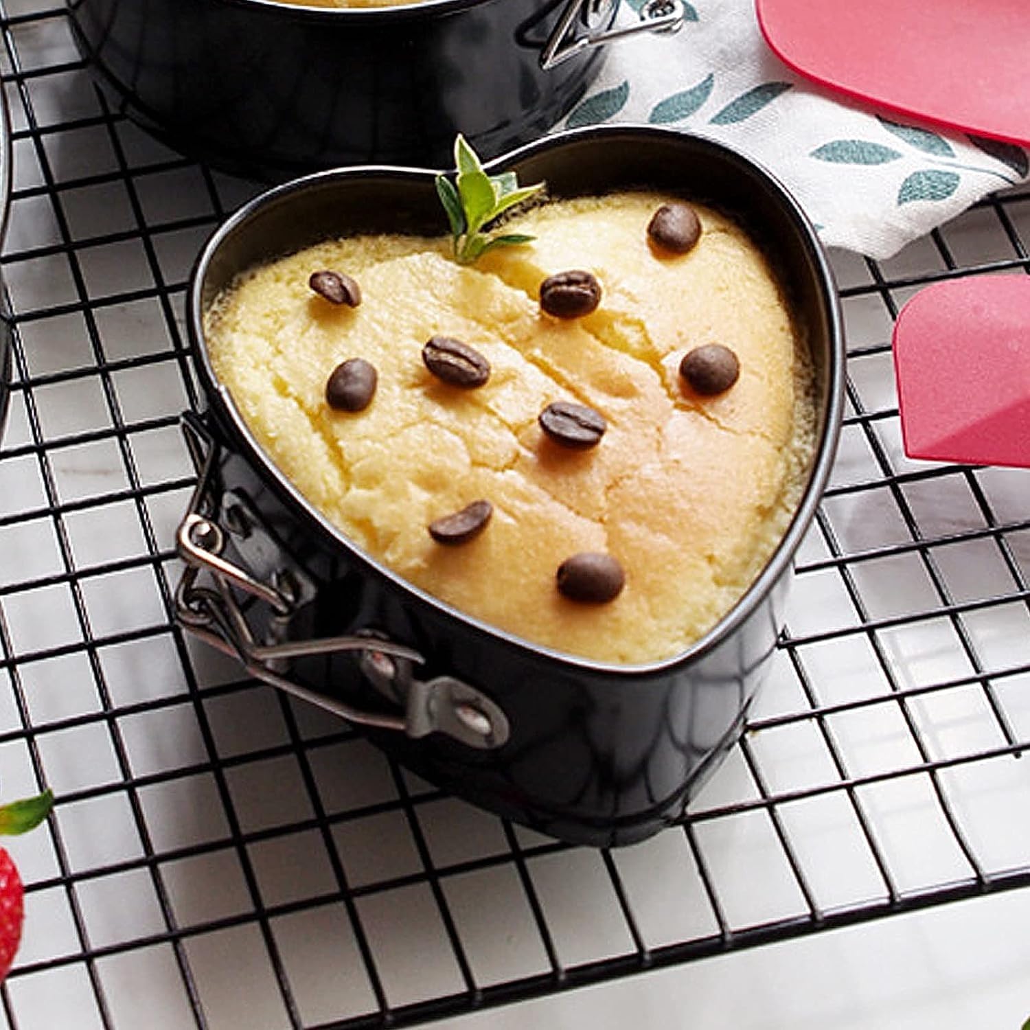 Non-Stick Springform Baking Pans with Removable Bottom | Leakproof Cake Tin