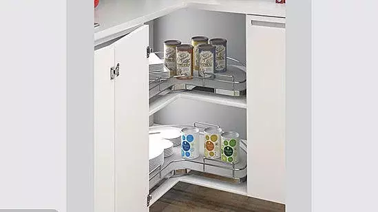 Hettich 3/4 Carousel