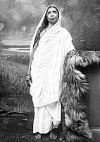 Holy Mother Sri Sarada Devi - Standing in Studio - Photo-1