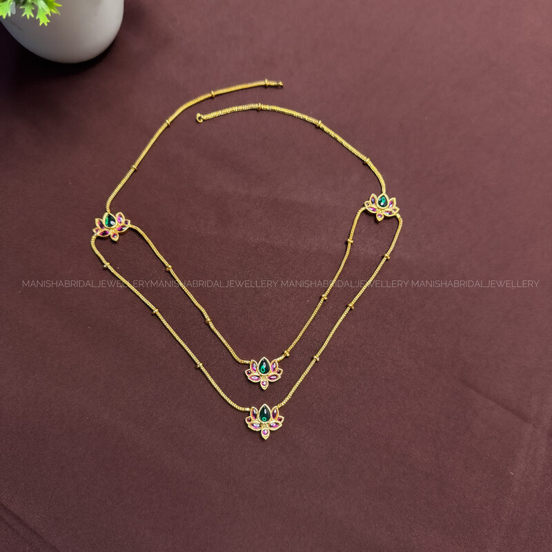 Double layered Lotus neckpiece