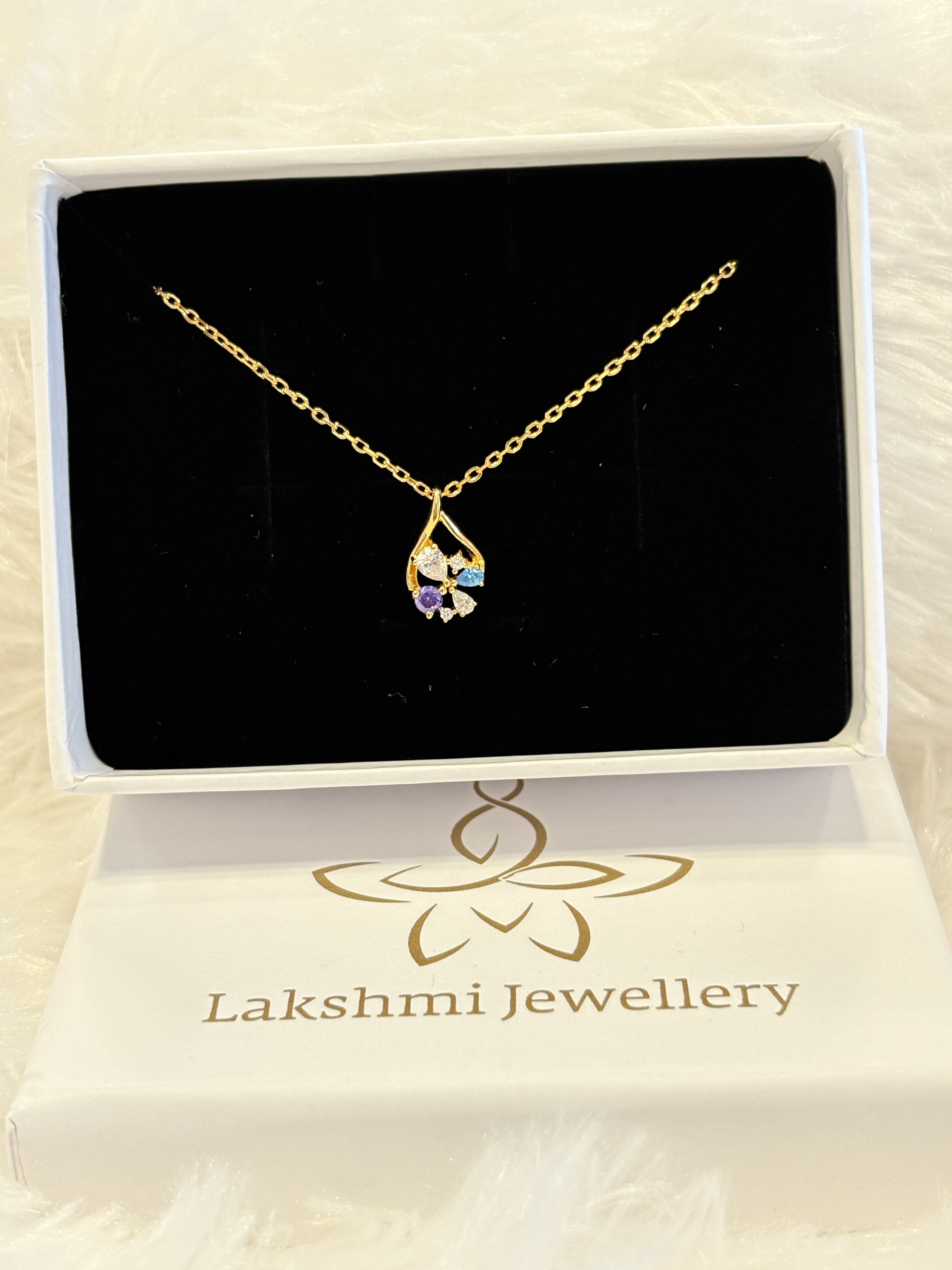 Silver kanmani chain with gold finish