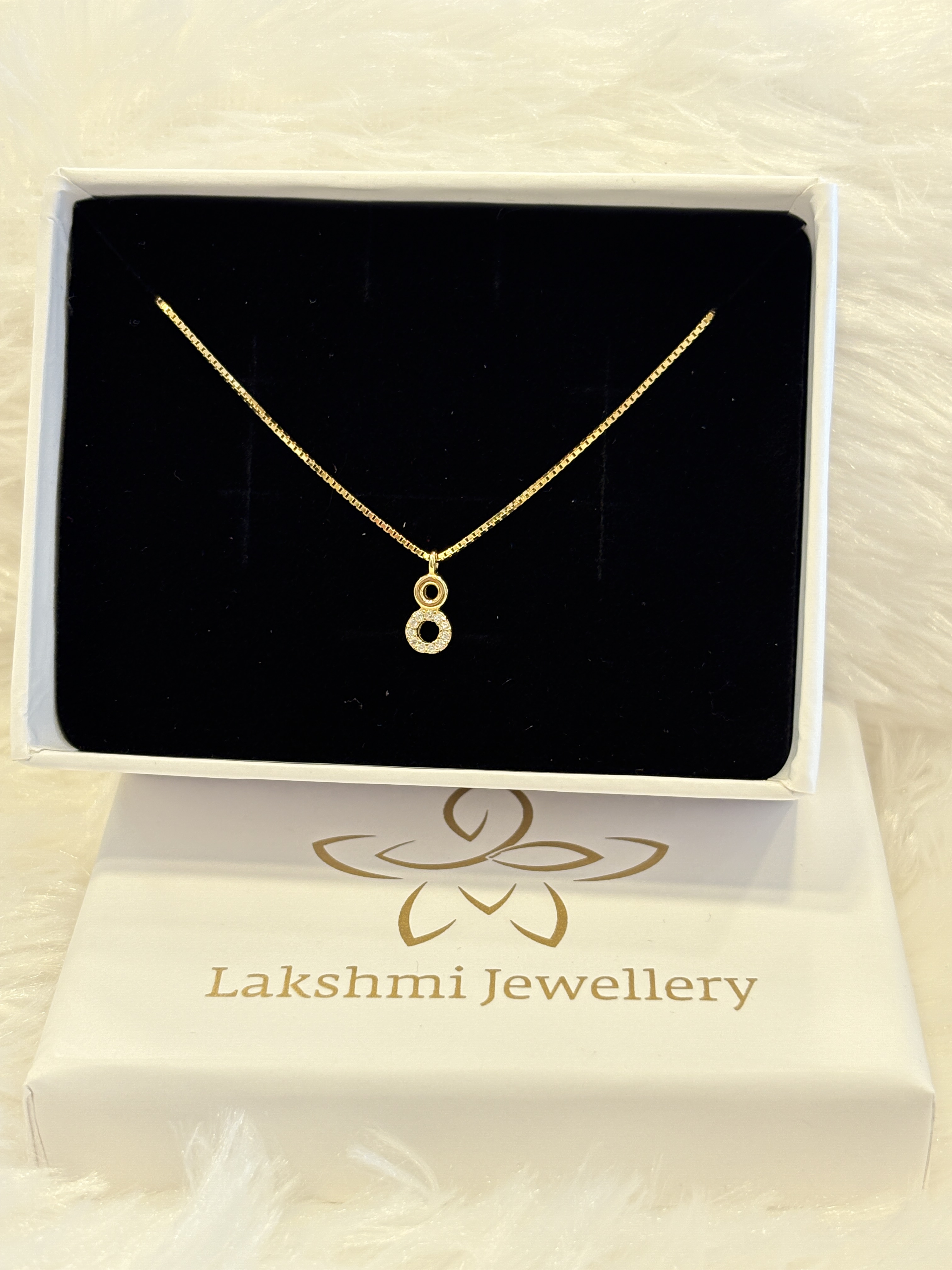 Silver oviya chain with gold finish