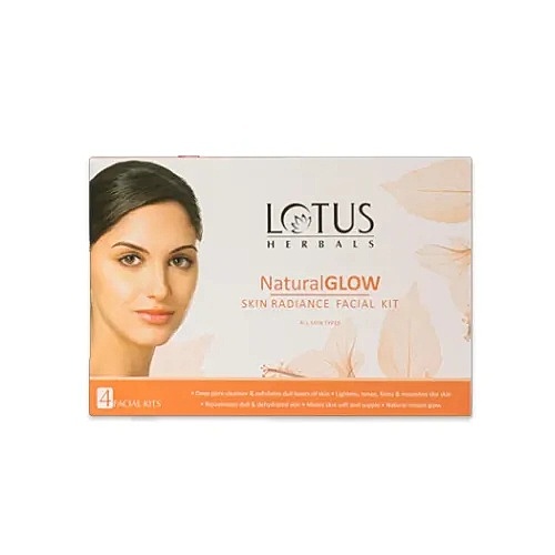 Lotus Herbals Natural Glow Facial Kit