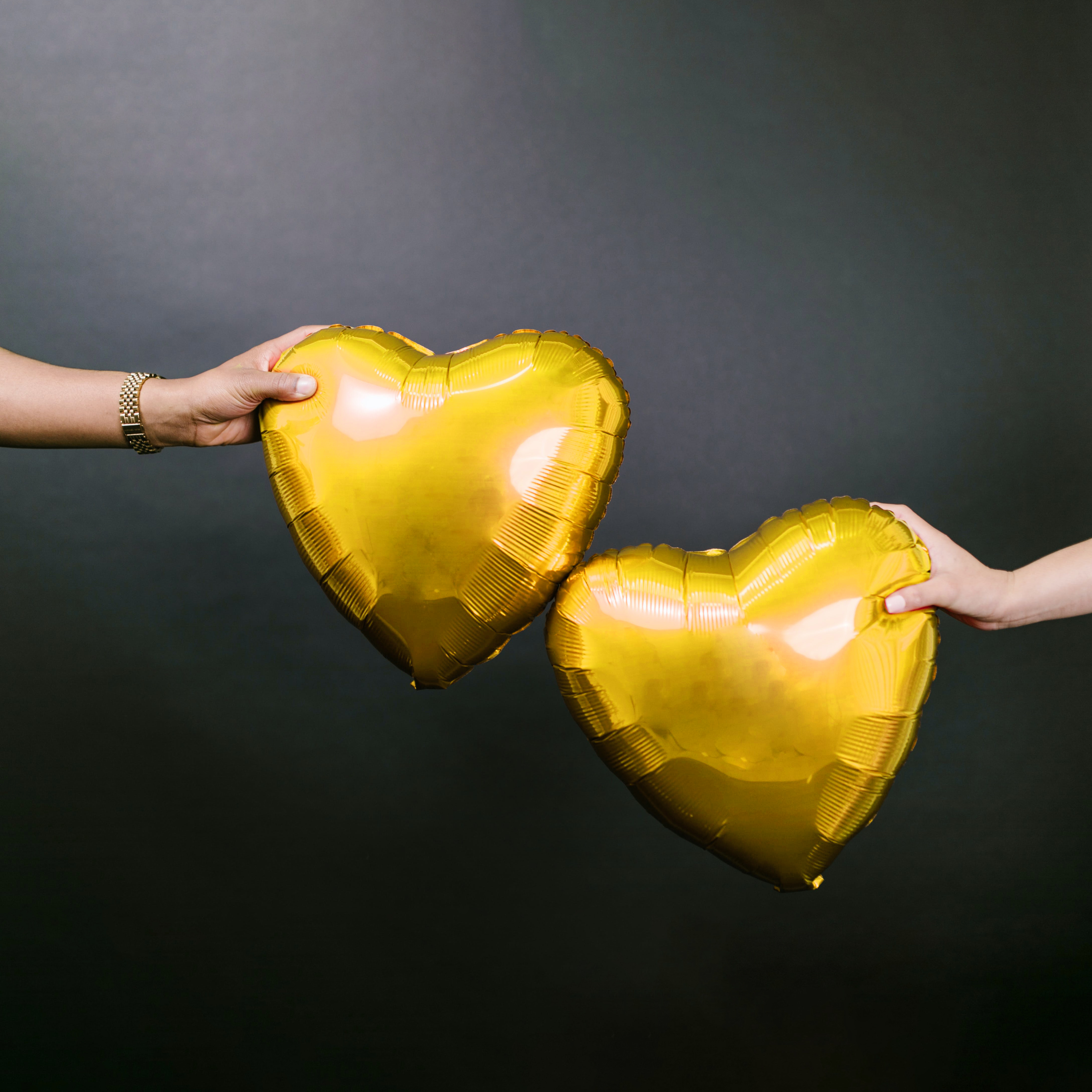 The Magic Balloons Store-18″ Gold Heart Foil Balloon ( Pack of 3)