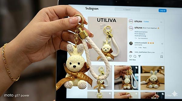 A Cute White Rhinestone Bunny Bag Charm / keychain