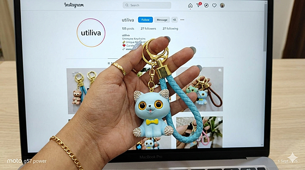 A Cute Light Blue Rhinestone Kitty Charm Bag Charm / keychain
